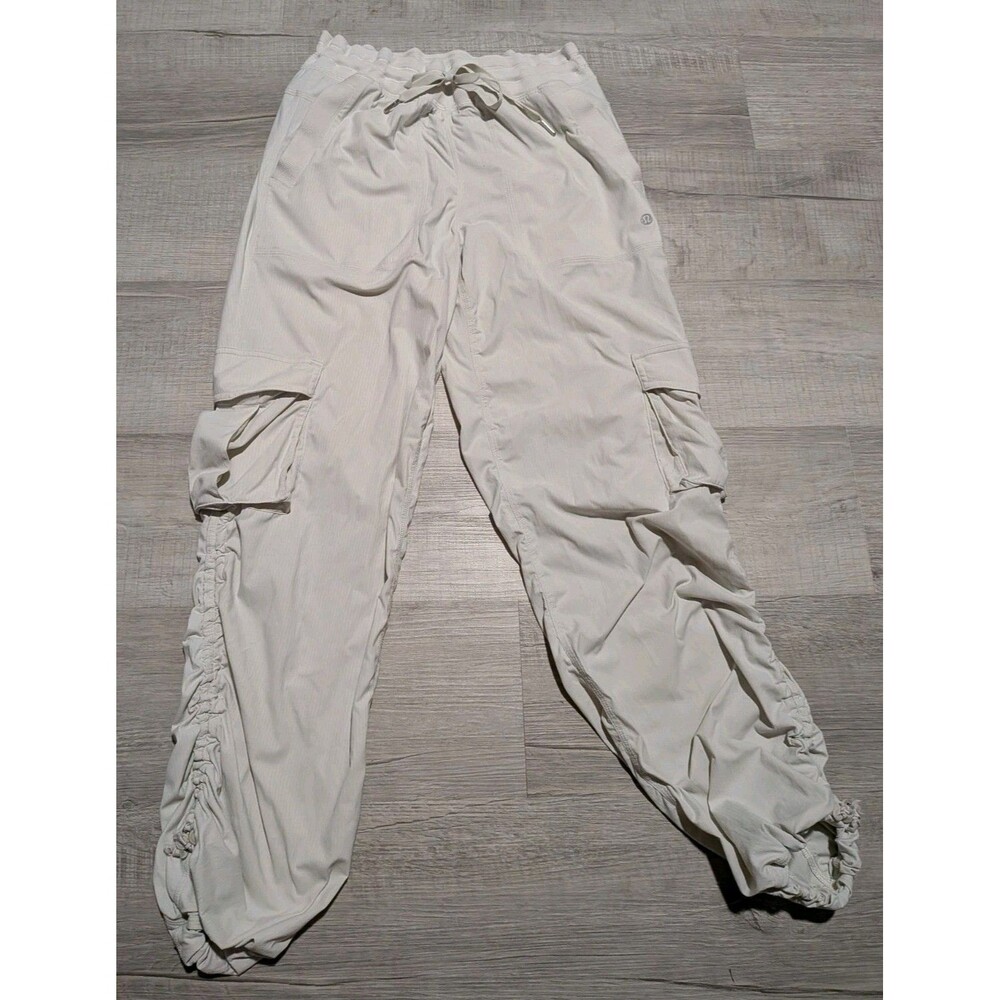 Lululemon Dance Studio Relaxed Fit Mid Rise Cargo Pants Women Sz S White LW5GILS - Picture 1 of 9